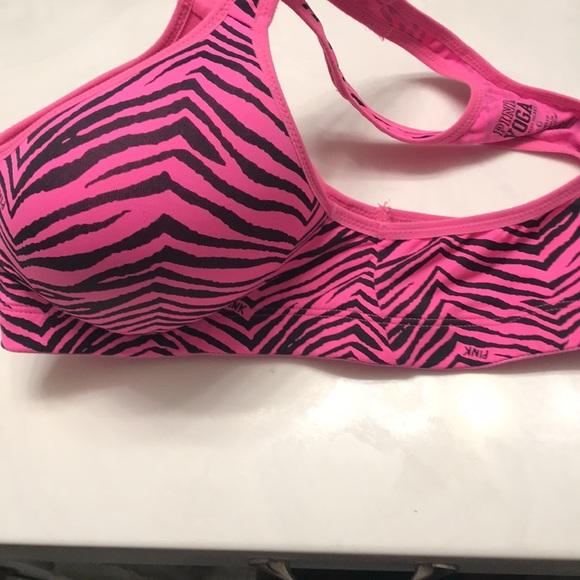 Victoria’s Secret Pink Yoga push up - Picture 4 of 10